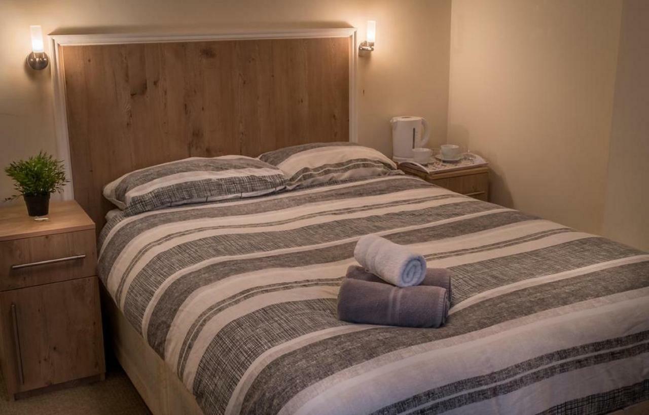 Acton Hill Hotel Илинг Экстерьер фото