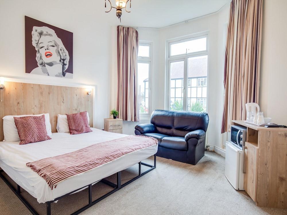 Acton Hill Hotel Илинг Экстерьер фото