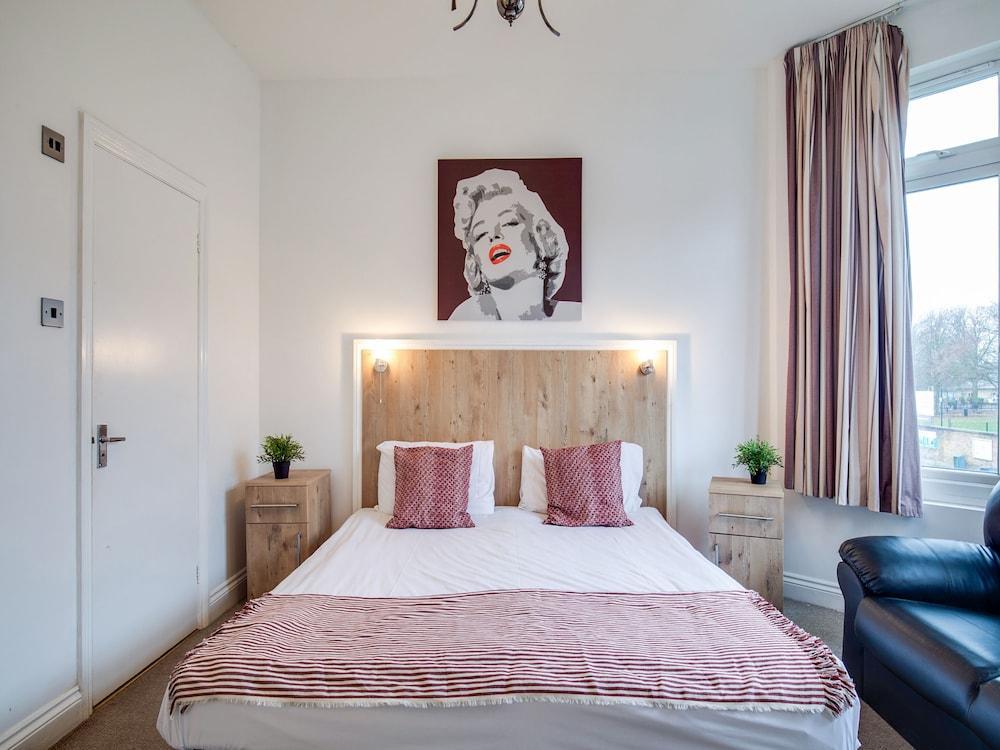 Acton Hill Hotel Илинг Экстерьер фото